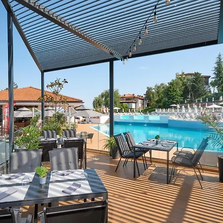 Santa Marina Village Station touristique