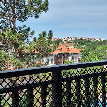 Santa Marina Village Resort 4*