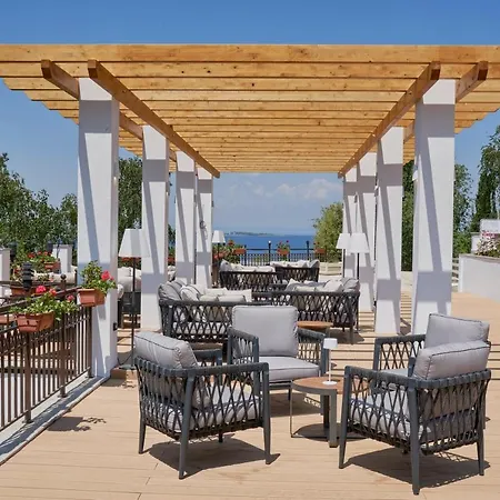 Santa Marina Village Курортный комплекс