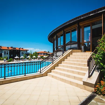 Santa Marina Village Feriested