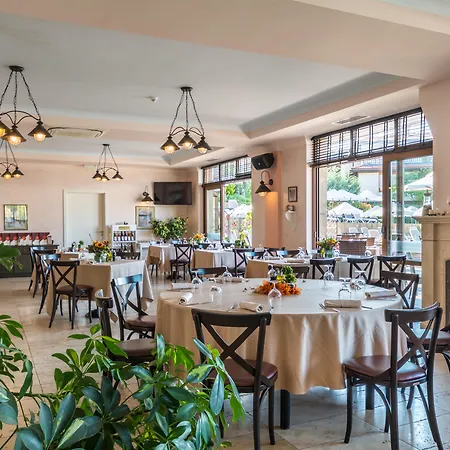 „санта марина“ Здравен курорт Созопол